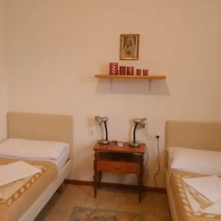 دوموس دمار فندق مبيت وإفطار Međugorje