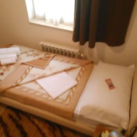Domus Damar Bed & Breakfast