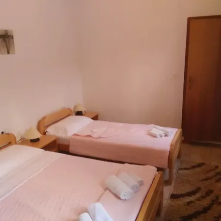 دوموس دمار فندق مبيت وإفطار Međugorje