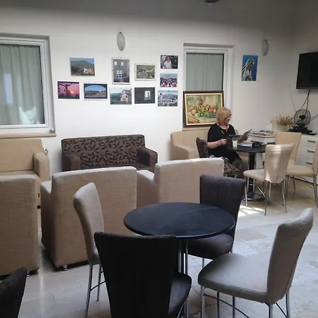 Domus Damar Bed & Breakfast 3*